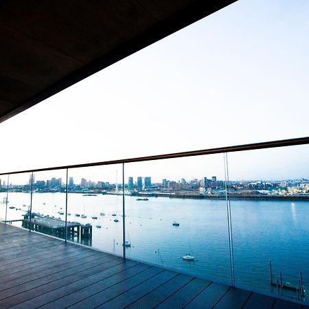 Waterfront- London Greenwich O2 Arena 2 Bed Flat Exterior photo