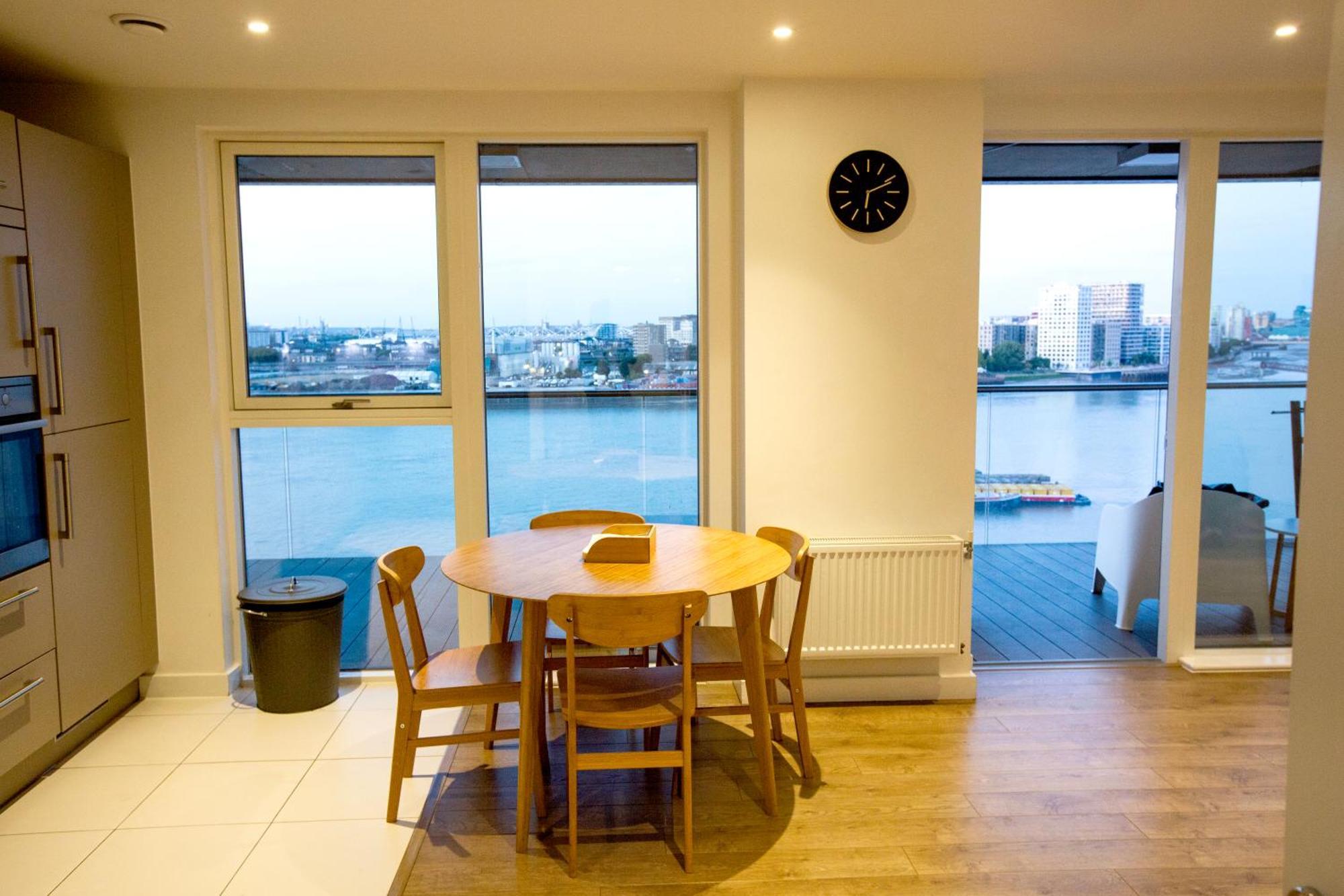 Waterfront- London Greenwich O2 Arena 2 Bed Flat Exterior photo